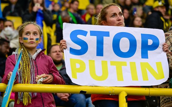 Ukraine laments Vladimir Putin chant at Istanbul match