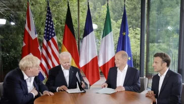 Leaders of US, UK, France, Germany discuss Iran nuclear deal