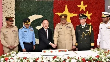 Pakistan, Chinese armies ‘brothers in arms’: COAS