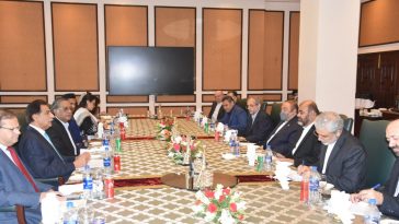 Federal Minister for Economic Affairs, Sardar Ayaz Sadiq hosts Luncheon for the Iranian Delegation headed by H.E. Mr. Rostam Ghasemi, the Honorable Minister of Roads and Urban Development of Islamic Republic of Iran in Islamabad today