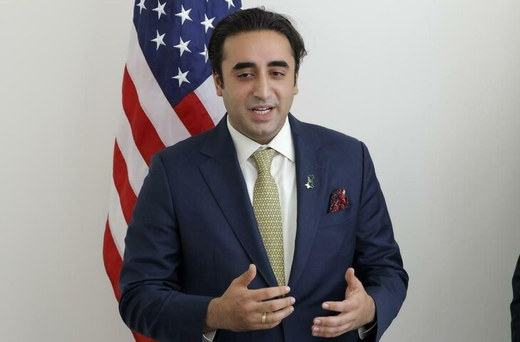 Bilawal’s detour causes speculations