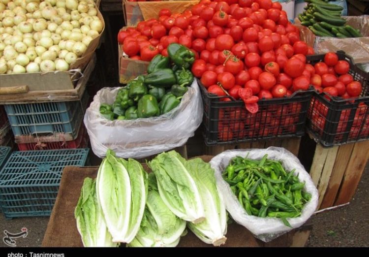 Govt Decides To Allow Duty Free Import Of Vegetables: Naveed Qamar