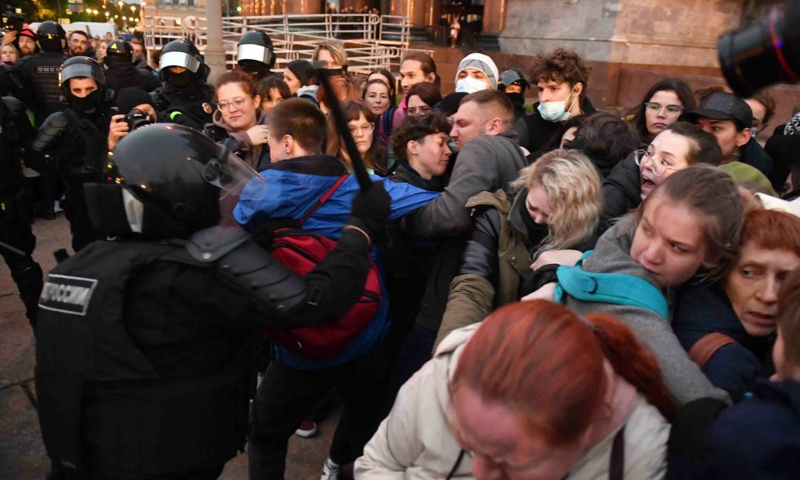 Over 400 detained across Russia at protests against mobilisation
