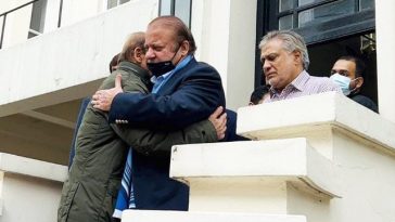 PM consults elder brother Nawaz on political chessboard