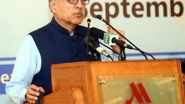 President advises youth to adopt intellectual changes for country's prosperity