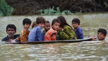 UNICEF sets up learning centres in flood zone