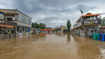 World Bank pledges $25 million for rebuilding flood-hit schools, hospitals in KP